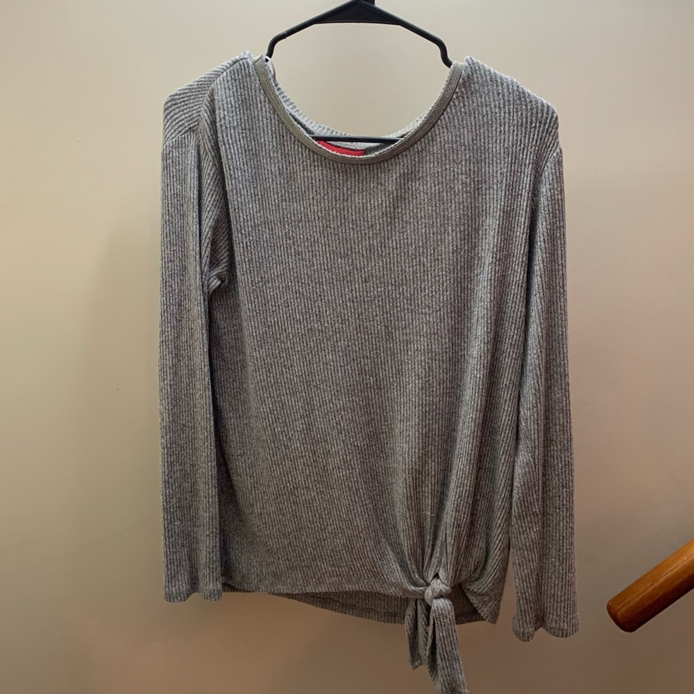 Jennifer Lopez Gray Jewel Neck w/ Side Tie Size S